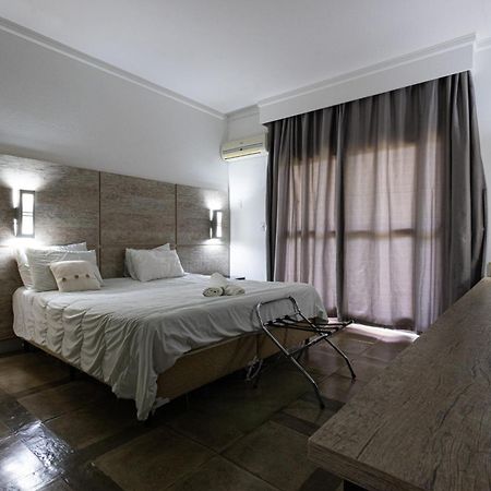 Araguaia Hotel Барра-ду-Ґарсас Екстер'єр фото