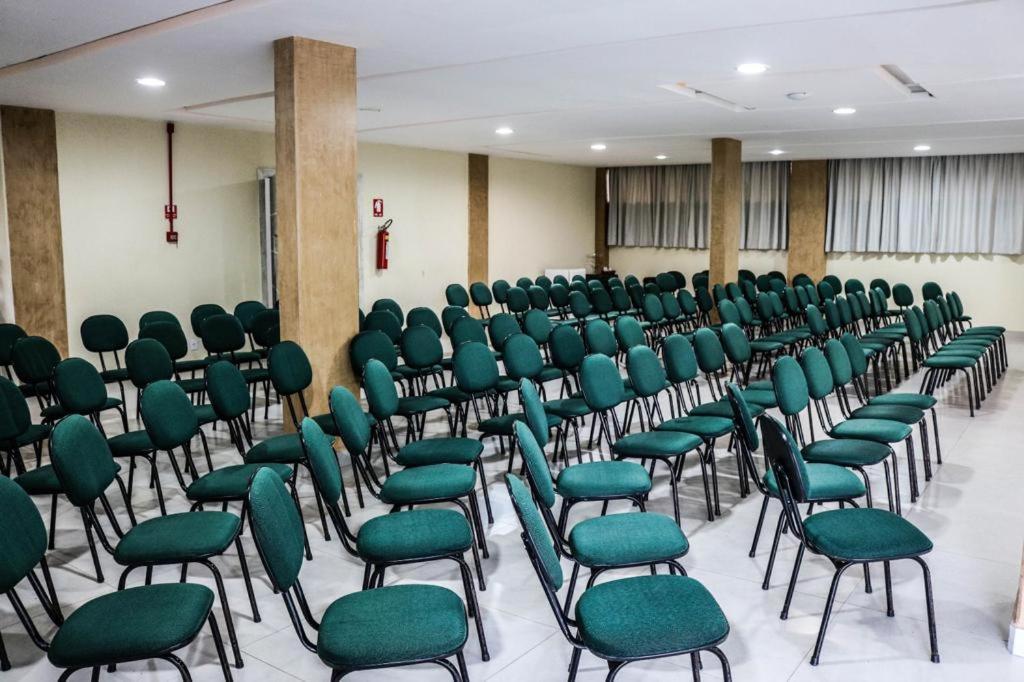 Araguaia Hotel Барра-ду-Ґарсас Екстер'єр фото